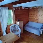 Traditional Finnish Lakeside Off-grid Joensuu