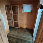 Traditional Finnish Lakeside Off-grid Joensuu