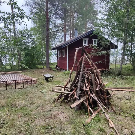 Traditional Finnish Lakeside Off-grid