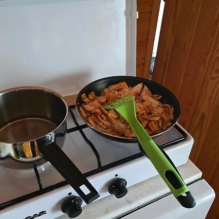 Traditional Finnish Lakeside Off-grid Chalet