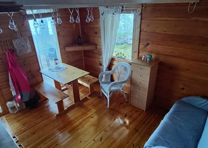 Chalet Traditional Finnish Lakeside Off-grid *