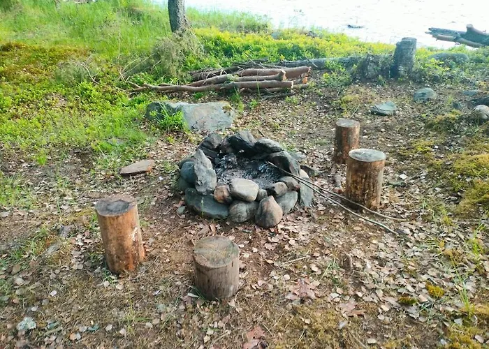 Chalet Traditional Finnish Lakeside Off-grid Joensuu